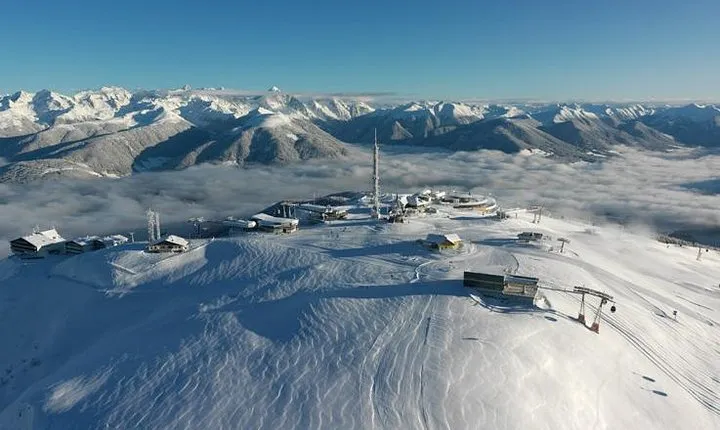 A Day on Kronplatz Slopes: Plan de Corones Ski Tour