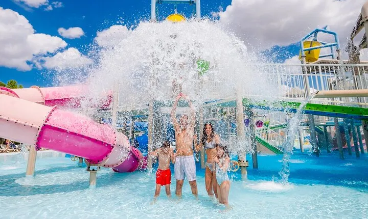 Parque Warner Beach Madrid Admission Ticket