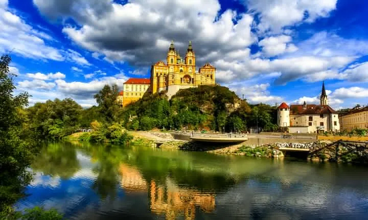 Vienna: Melk Abbey and Salzburg Private Trip with Transport