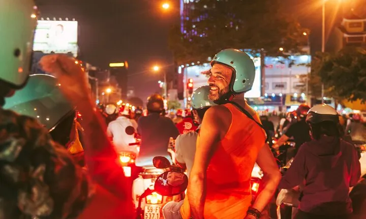 Saigon After Dark Night Tour by Scooter + 7 tastings