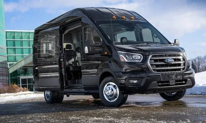 Private Transfer Theme Park Hotels to Orlando Airport by Bus/Limo