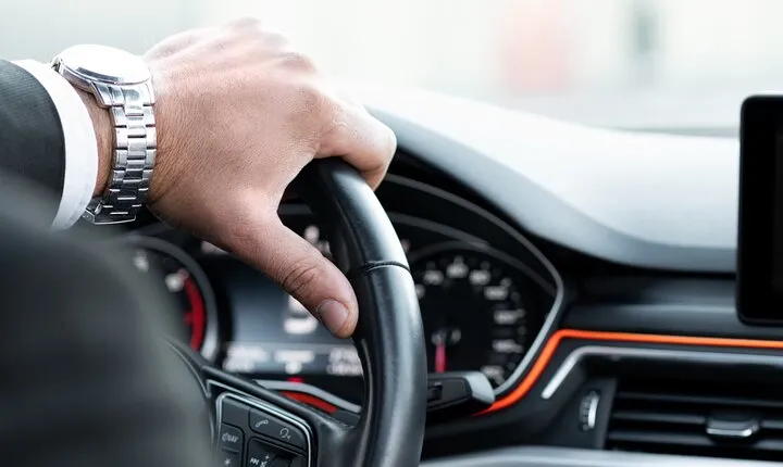 Orlando Private Transfer to Miami Mercedes Sprinter 14 Pax