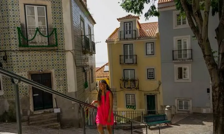 1h Secret Lisbon by Tuk Tuk - Mouraria, Graça & Alfama