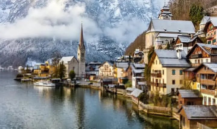 Private Full Day Trip to Hallstatt ,Salzburg and Melk from Vienna