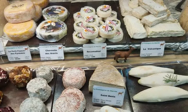 Gastronomic Tour of Paris Markets