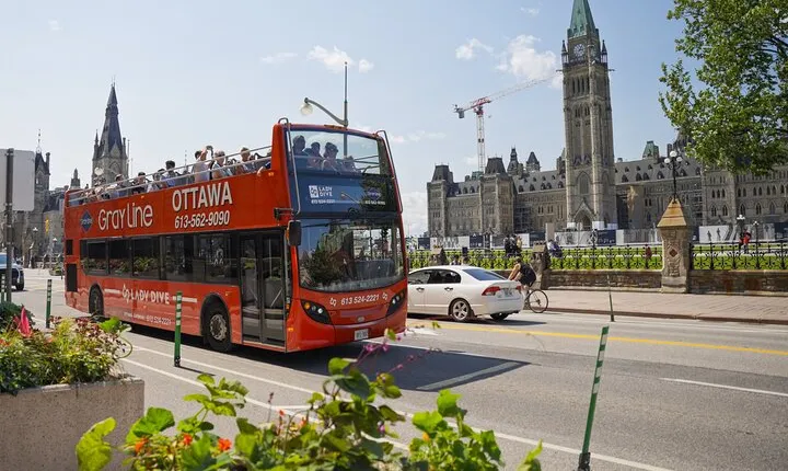 Ottawa Hop-On Hop-Off Sightseeing Tour