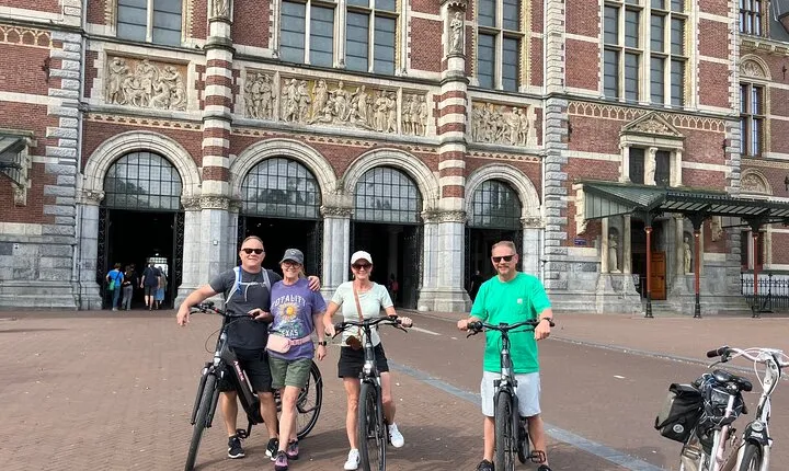 E-Bike Tour, Amsterdam's Highlights and Hidden Gems