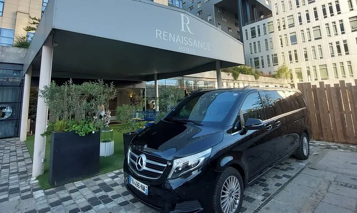 Private Transfer from CDG or ORY Airport to Paris City