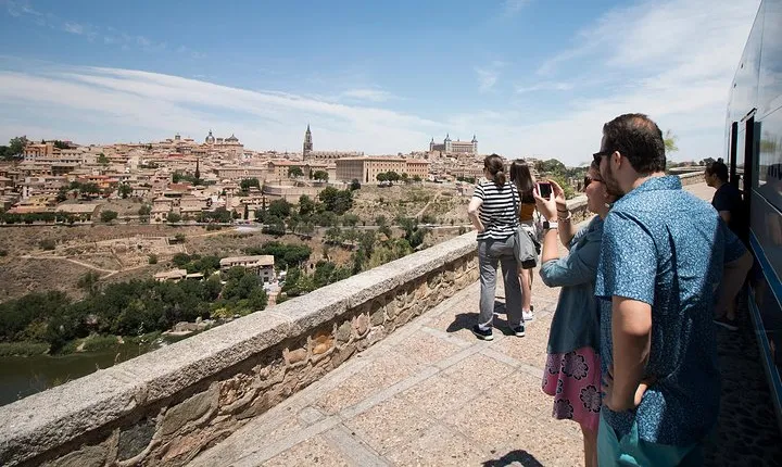 Toledo Highlights Tour for Explorers from Madrid