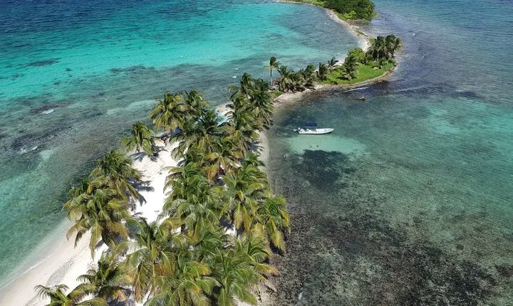 Snorkel and Island Experience at Laughing Bird Caye National Park