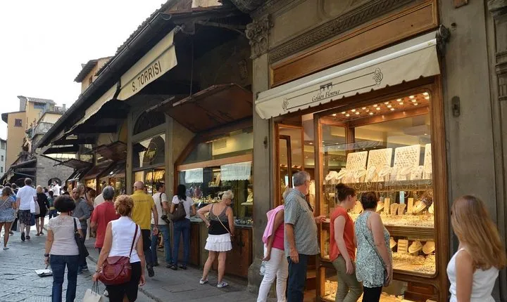 Walking Tour with Wine Tasting in Florence