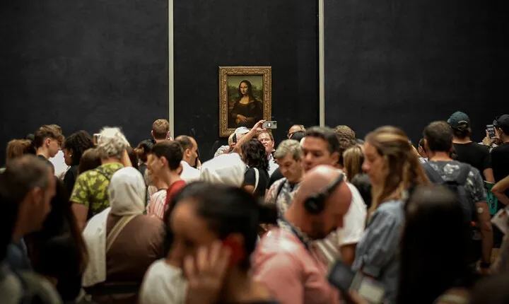 Priority ticket without waiting for the Louvre Museum 