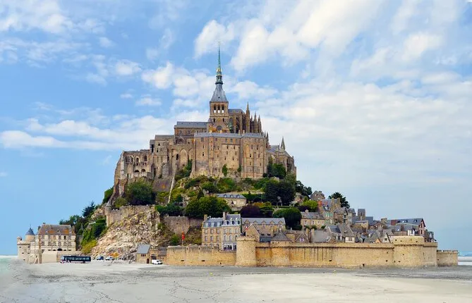 Mont Saint Michel Abbey: Entry Ticket with Audio Guide