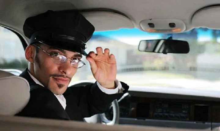 Luxury Transfer from Tunis Carthage Airport to Hotel in Tunis