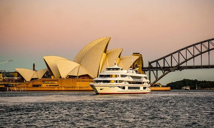 Sydney Harbour Sunset Dinner Cruise from Darling Harbour