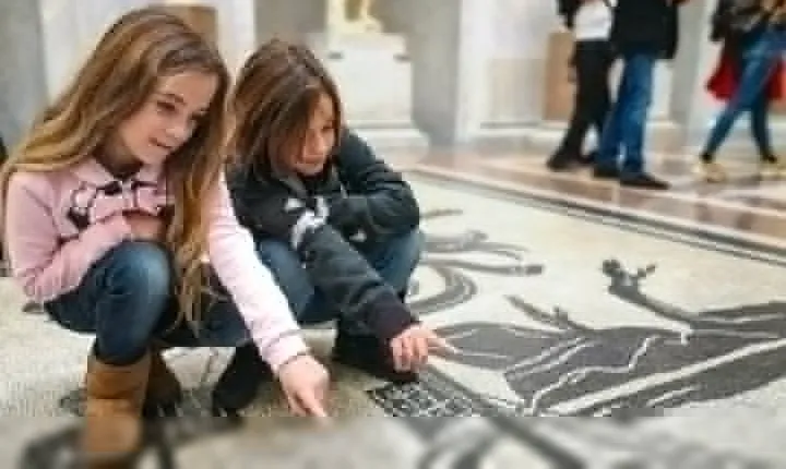 Child-Friendly Uffizi Gallery Tour in Florence with Skip-the-line Tickets