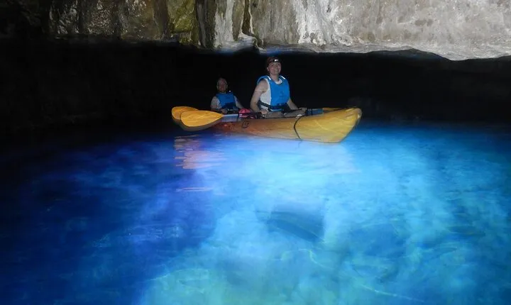 Night Glow Kayaking in Pula