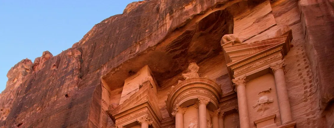 Guided tour of Petra with the Roman Theatre and the Royal Tombs