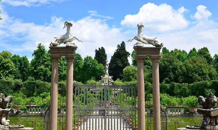 Boboli Garden and Guided Walking Tour in Florence 