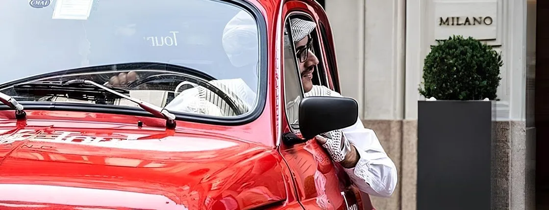 Milano highlights 30 minutes private tour by vintage car
