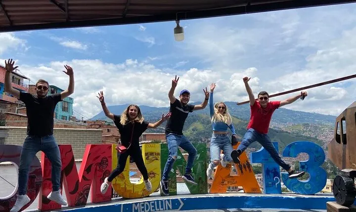 Medellin City Experience: From a Dark Past to a Bright Future. PrivateExperience