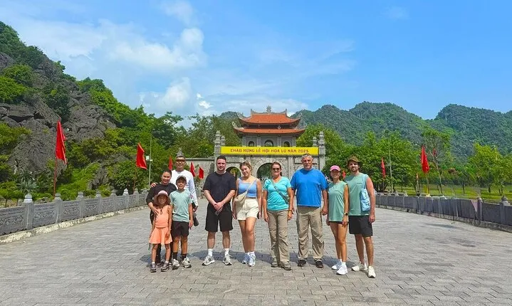 Hanoi to Ninh Binh: Deluxe Day Tour Discover Hoa Lu, Tam Coc