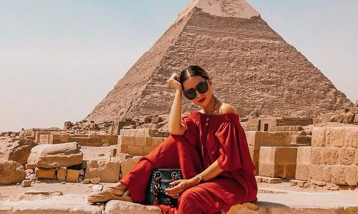 2 days private tours to Giza pyramids and Cairo Highlights Tours