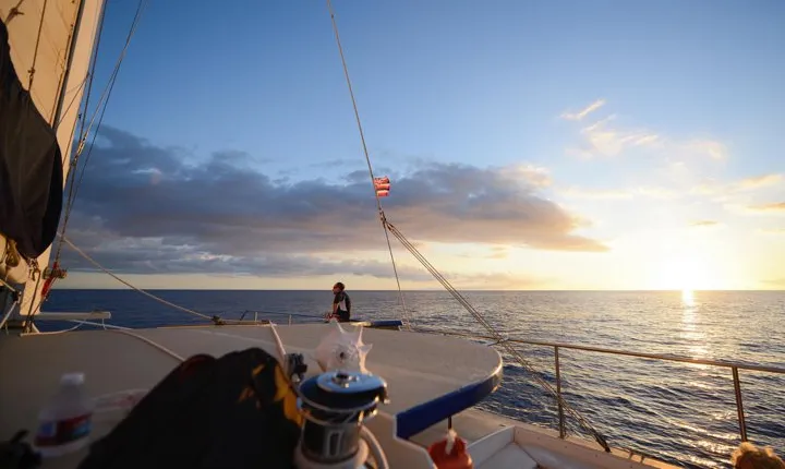 Sunset Cocktail Cruise Including Drinks and Appetizers West Oahu