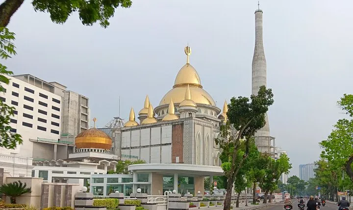 Medan city Tour
