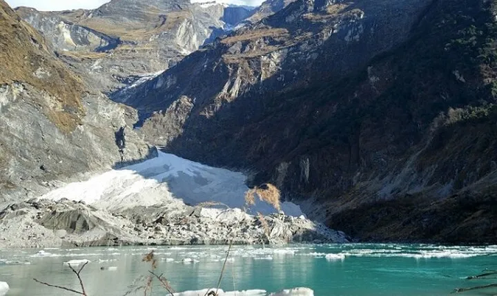 Pokhara Private Tour 3 Day Sikles Kapuche Glacier Lake Trek