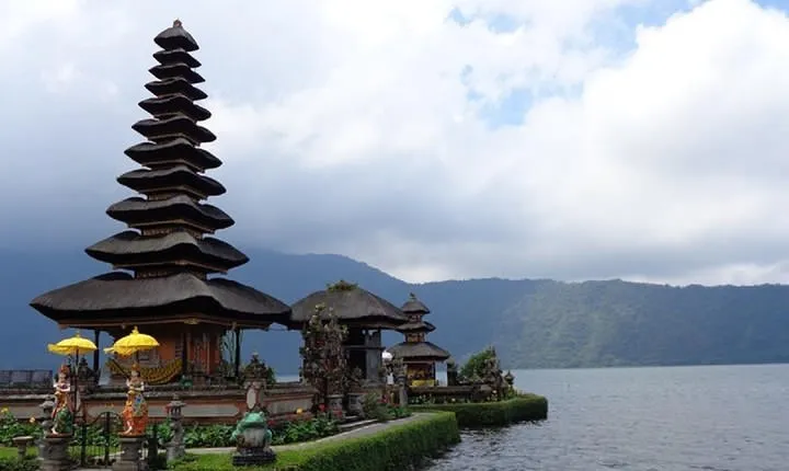 Private Tour:Your Program Highlight Tour with 10 Hours usage Bali Driver