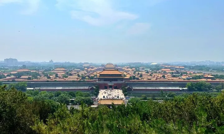 Beijing Private City Walk and Food Tour