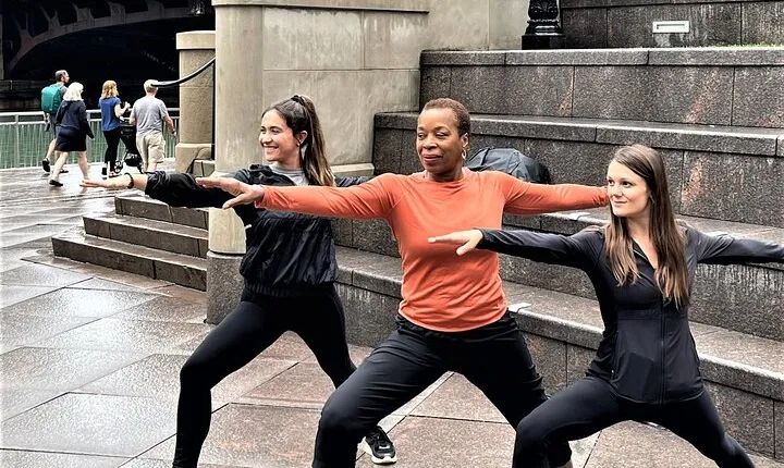 Chicago River Yoga Walk Tour