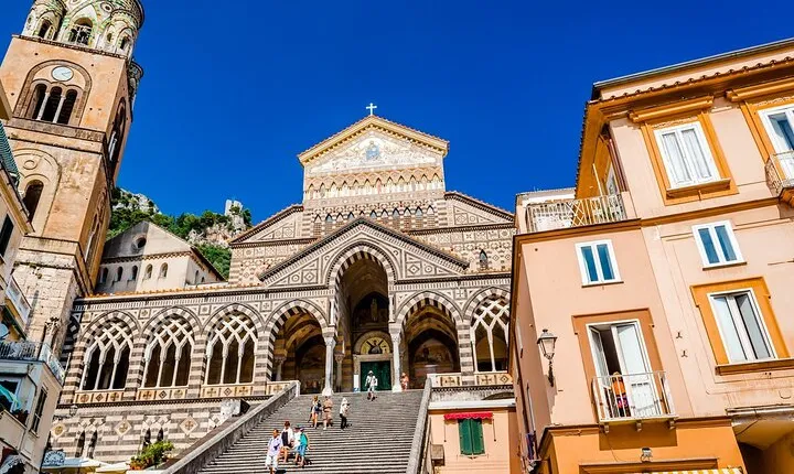 One way transfer from/to Amalfi and Rome