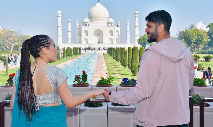 From Agra: Skip-the-Line Taj Mahal & Fort Private Tour by Car