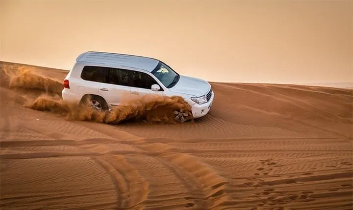 Desert Safari Dubai with 6 Live Shows & BBQ Dinner