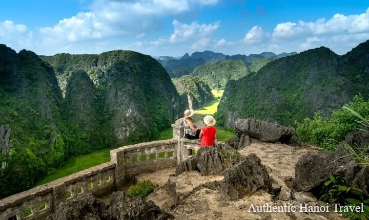 Small Group & Full Day Hoa Lu Tam Coc Mua Cave Tour( Full Inclusions)
