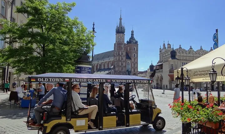 Krakow Grand City Tour by golf cart - All 3 districts