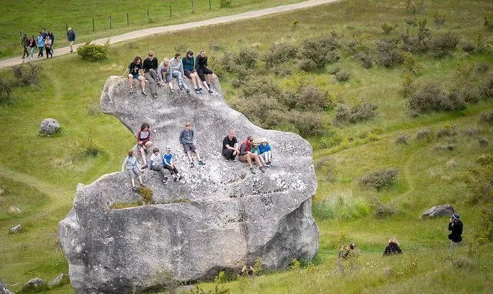 Castle Hill and Arthur's pass Day tour from Christchurch