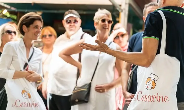 Small-group Street food tour in Milan