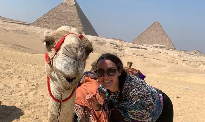 Private Half day tour to Giza Pyramids and Sphinx in Cairo