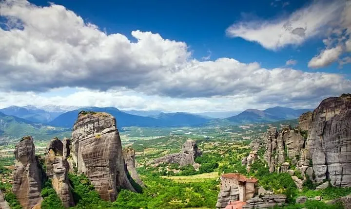 Delphi and Meteora 2-day tour