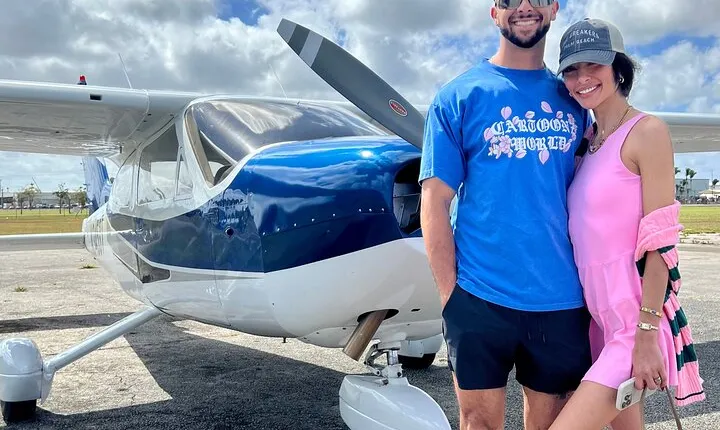 Miami Airplane Tour: South Beach, Downtown, Islands & Port 