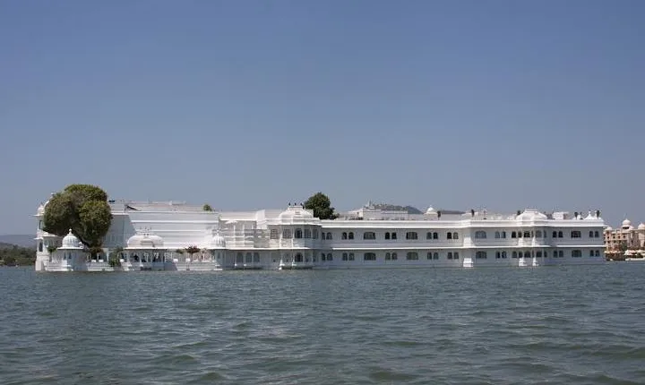 Full-Day Private City Tour of Udaipur