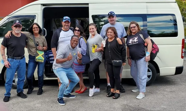 Private Round Trip Airport Transfer from Montego Bay to Negril