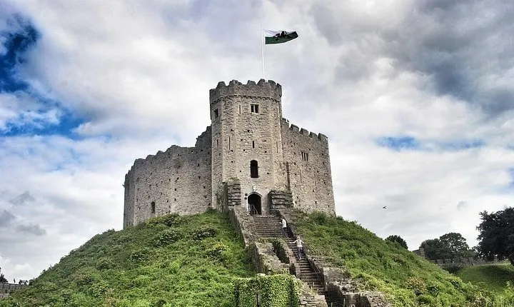 Cardiff Like a Local: Customized Private Tour