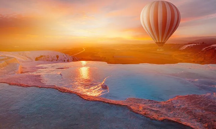 Pamukkale Hot Air Balloon Ride Certificate and 2 Meals in Antalya