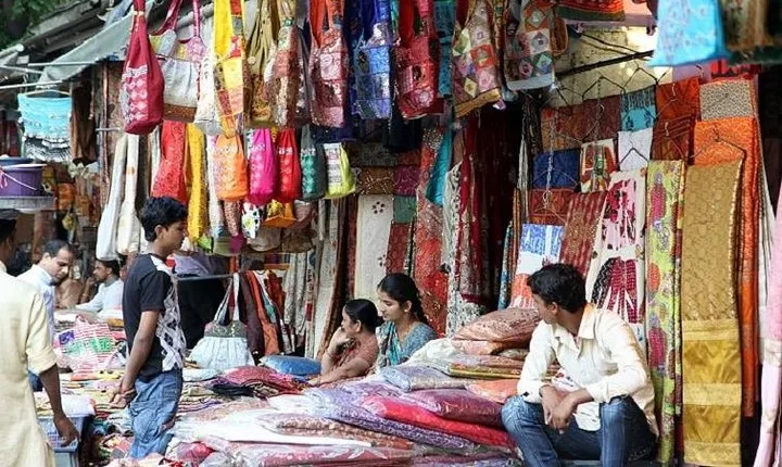 Delhi Custom And Shopping Tour