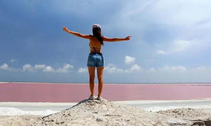 Las Coloradas Amazing Pink Lake & Rio Lagartos from Tulum