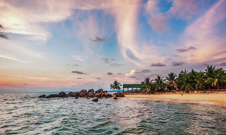 Phu Quoc full day to Cua Can River – Mot Island – Thom Beach